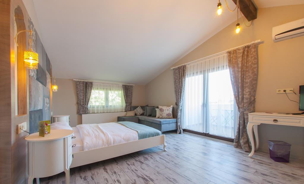 1Inci Konak Sakarya  Bagian luar foto